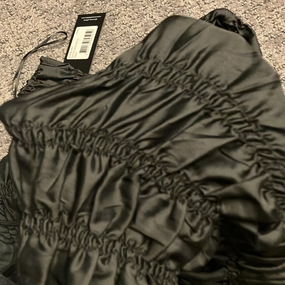 SOLD LIONESS DRESS - Picture 4 of 4